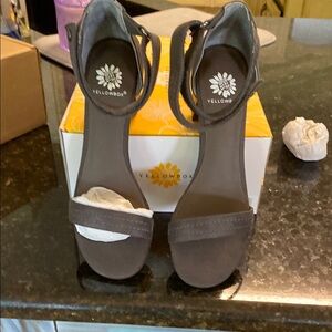 Yellow Box Women's Gray Sandals